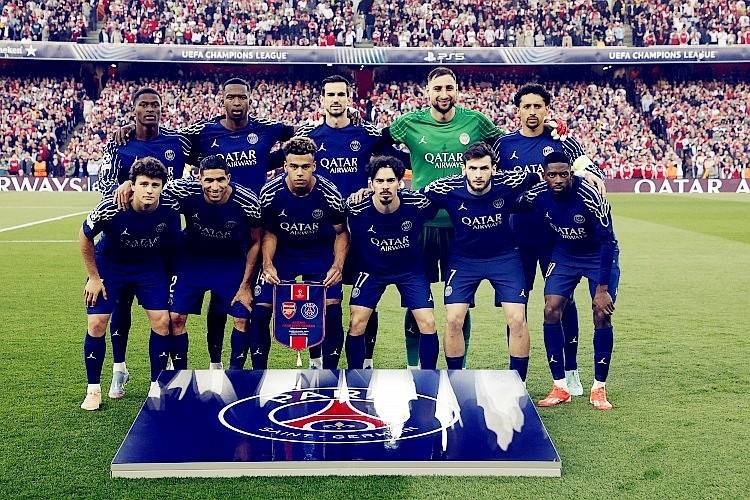 LoL-英超今晚走向成谜，巴黎圣日耳曼回应争议，管理层满意，细节决定成败的简单介绍